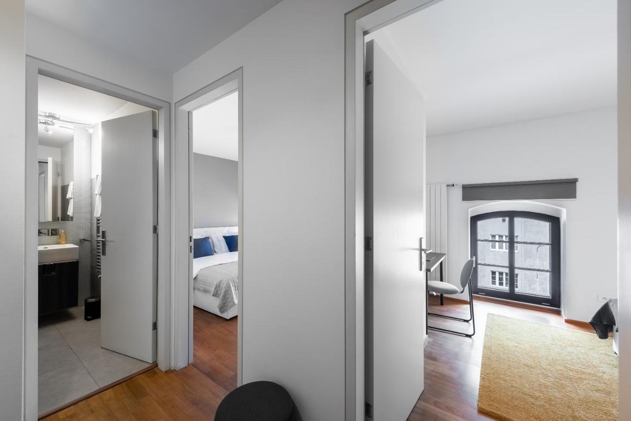 Apartment With Balcony And Parking Near The Prague Museum Exteriör bild
