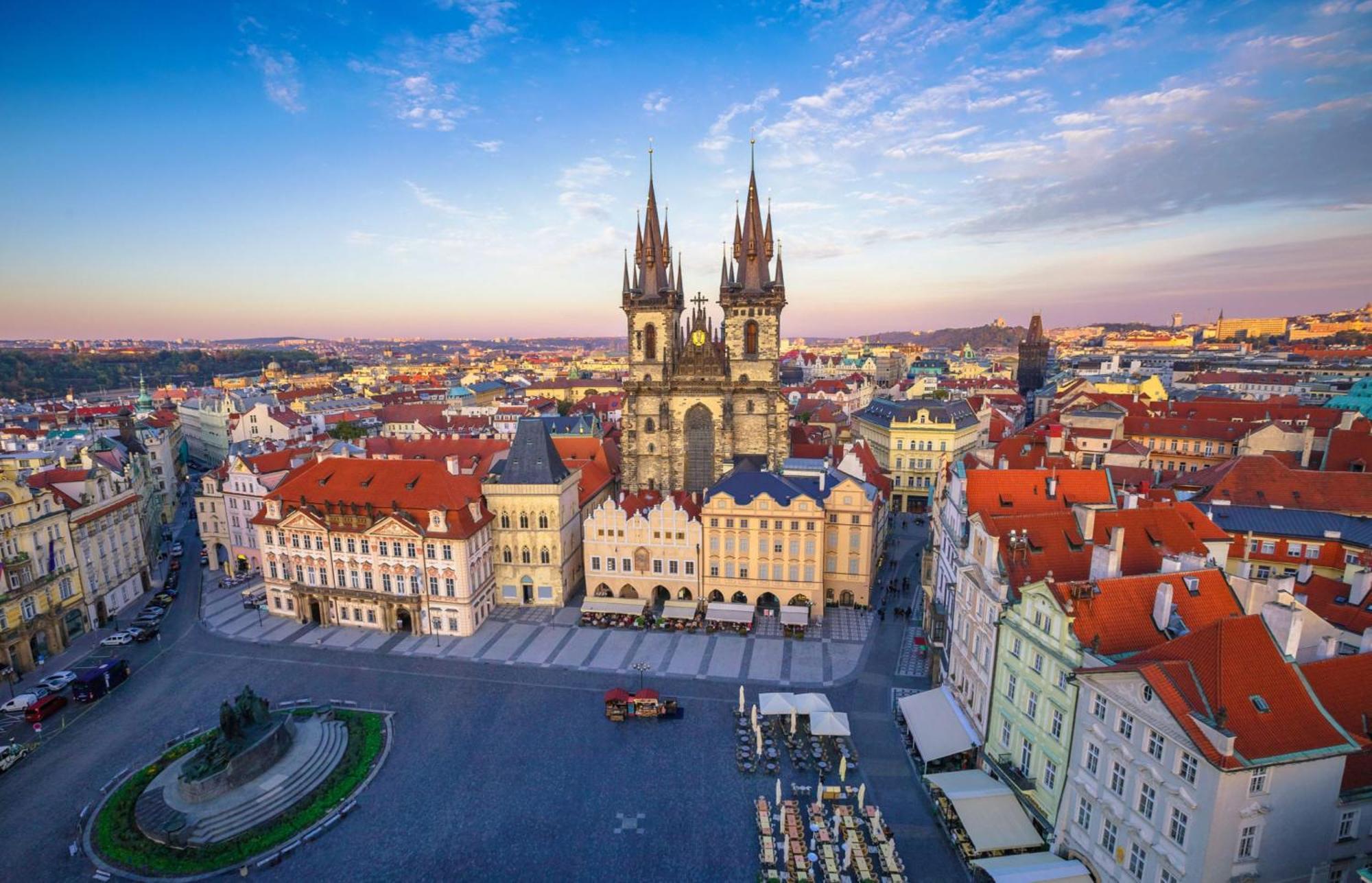 Apartment With Balcony And Parking Near The Prague Museum Exteriör bild